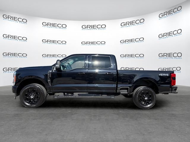 Used 2023 Ford F250 XLT w/ Black Appearance Package AWD/4WD image 4