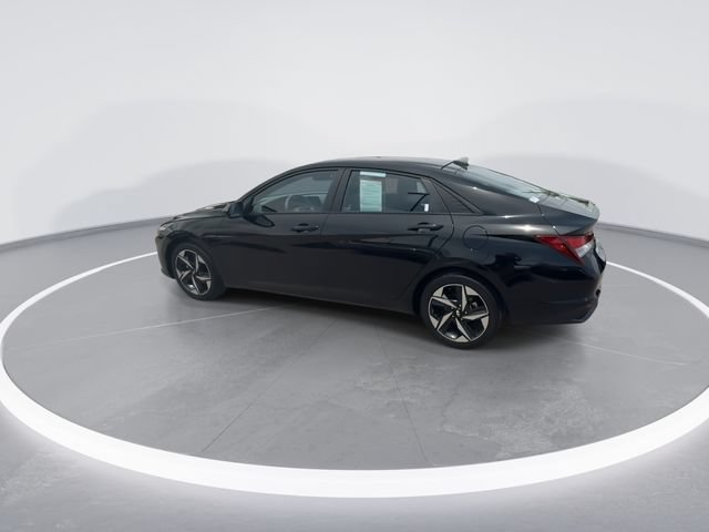 Certified 2023 Hyundai Elantra SEL w/ Convenience Package FWD image 6