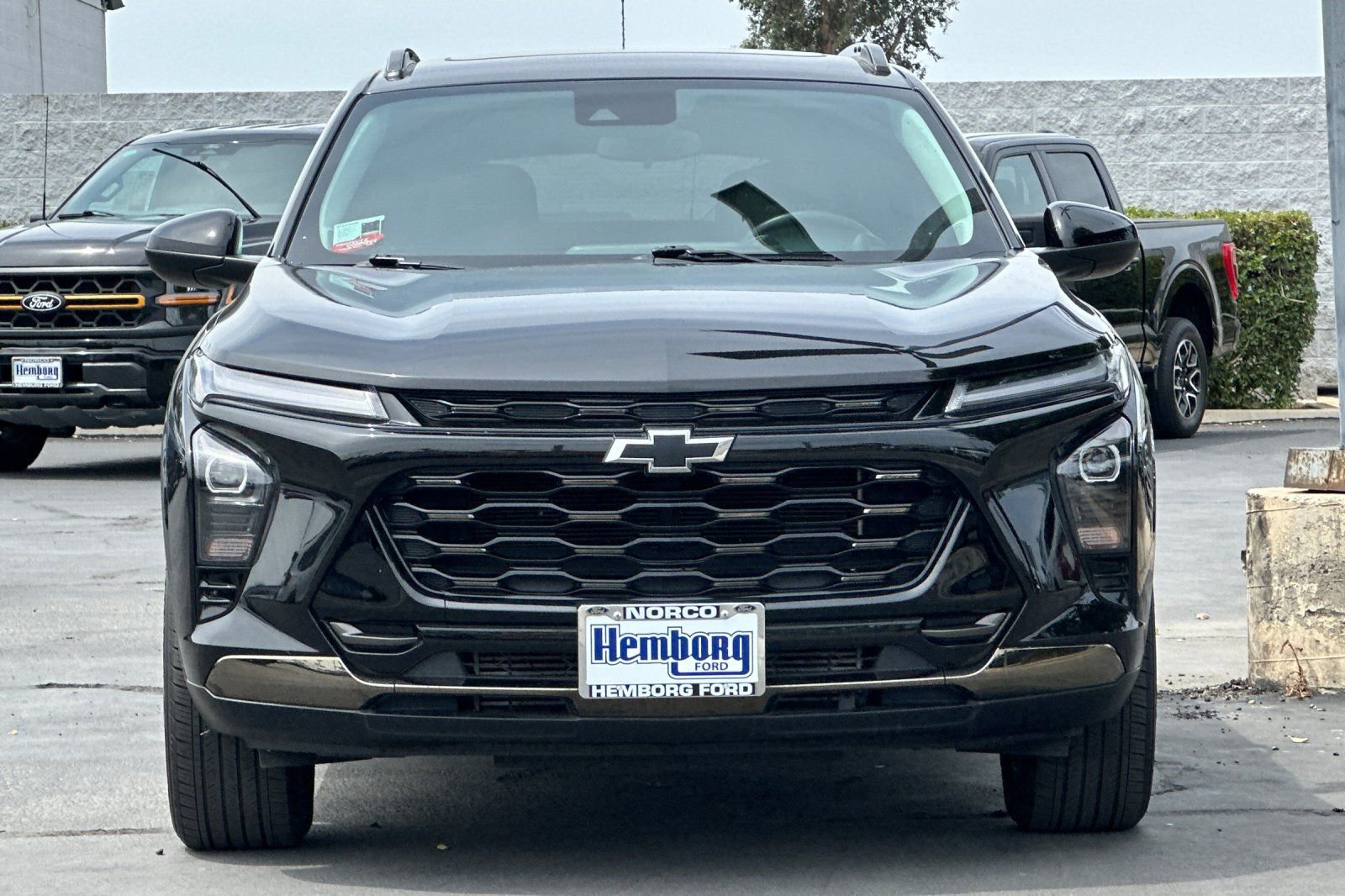 Used 2024 Chevrolet Trax ACTIV w/ Sunroof Package image 9