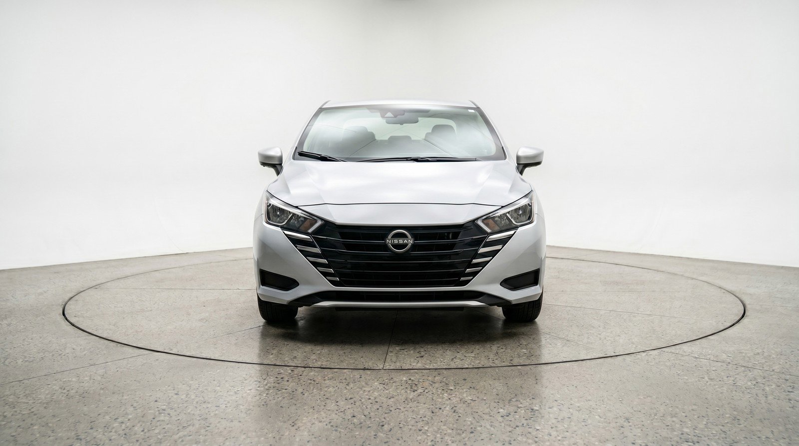 Used 2025 Nissan Versa SV FWD image 2
