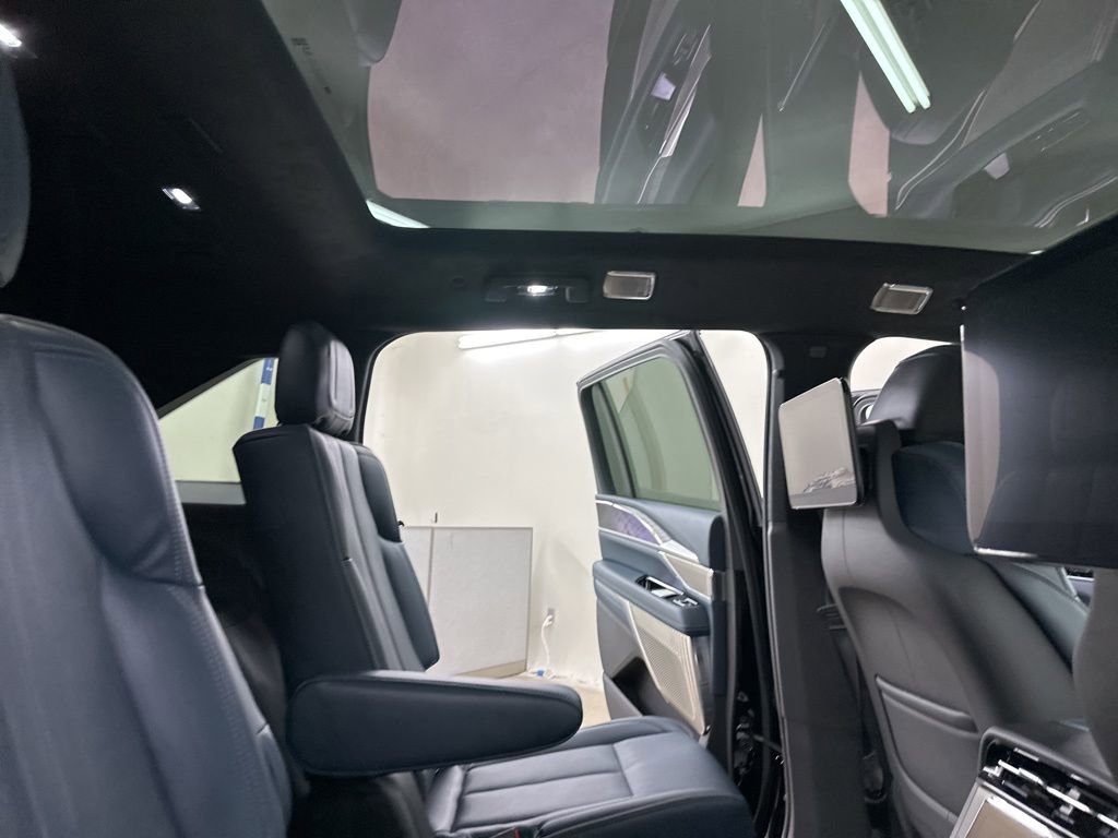 Certified 2025 Cadillac Escalade IQ Luxury 2 image 23