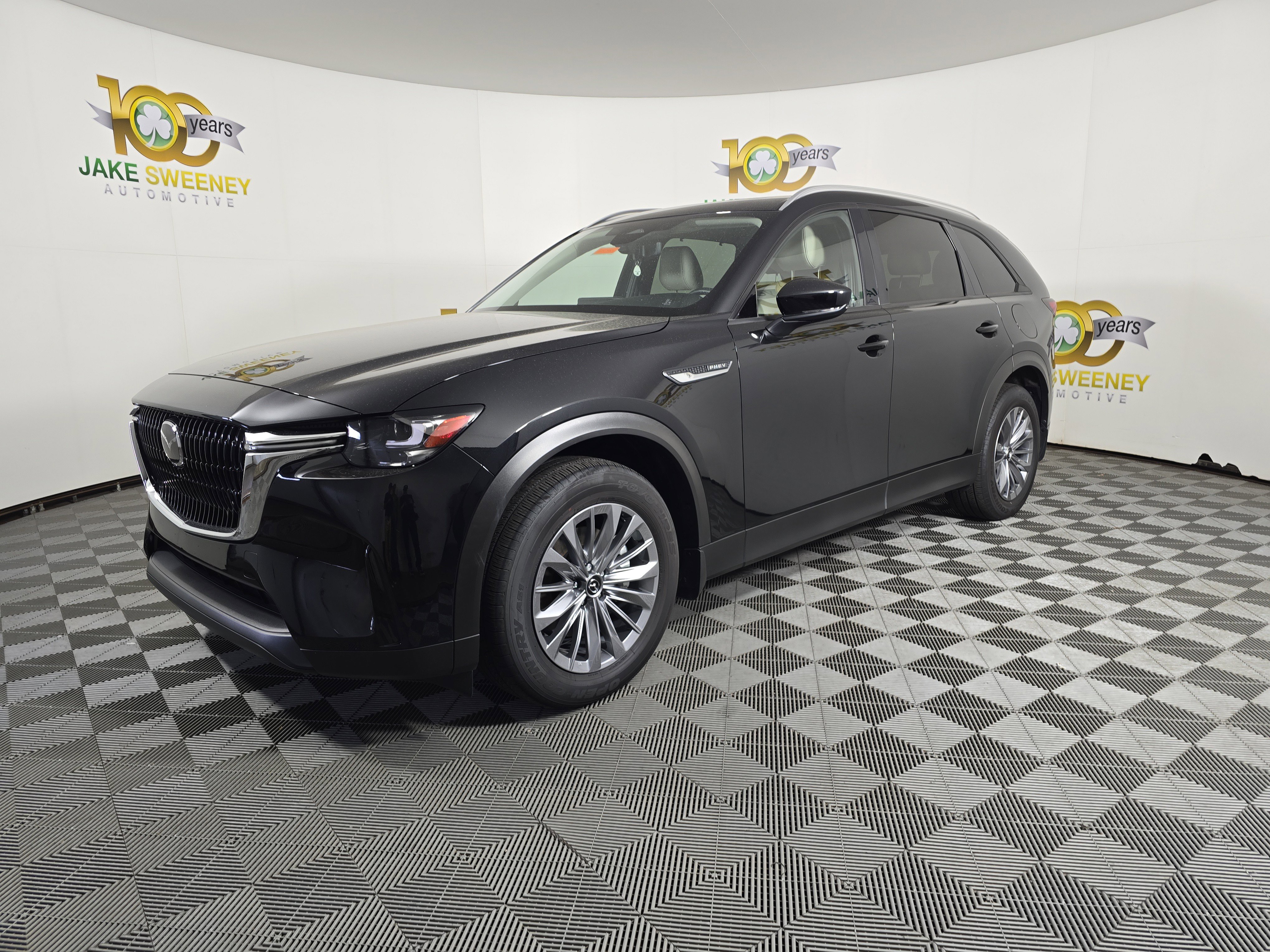 Certified 2024 MAZDA CX-90 Plug-In Hybrid w/ Preferred image 4