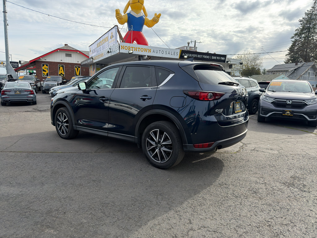 Used 2018 MAZDA CX-5 Touring w/ Preferred Equipment Package AWD/4WD image 4