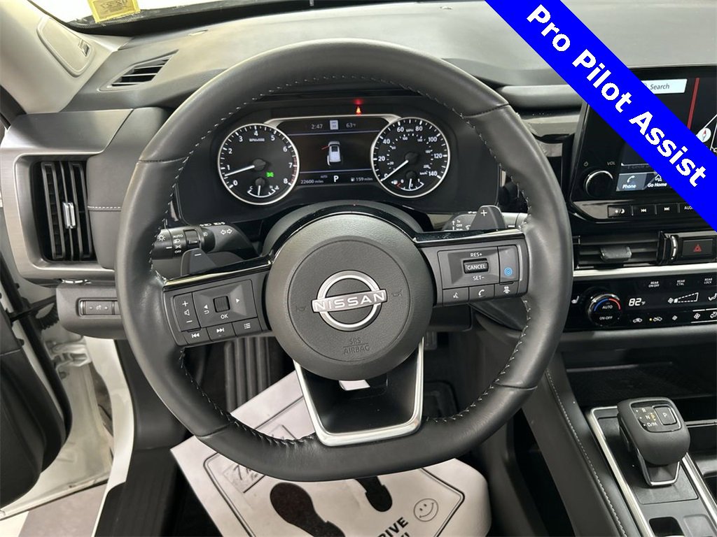 Used 2024 Nissan Pathfinder SL w/ SL Premium Package image 4