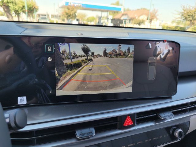 New 2026 Kia Sorento S FWD image 8