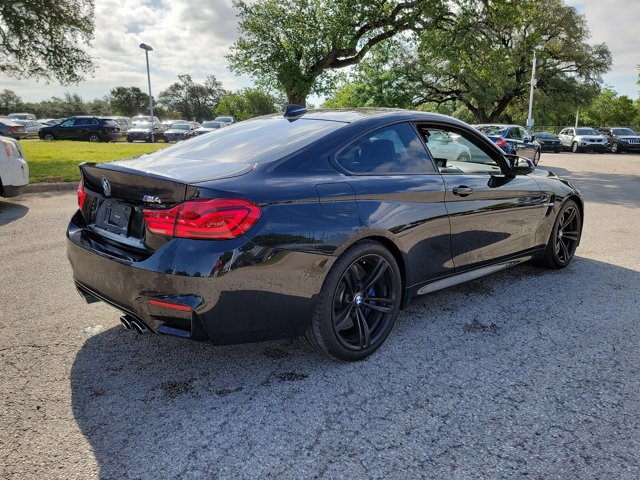 Used 2018 BMW M4 Coupe RWD image 5