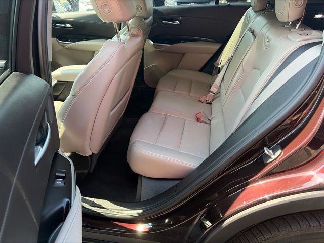 Used 2020 Cadillac XT4 Premium Luxury AWD/4WD image 16