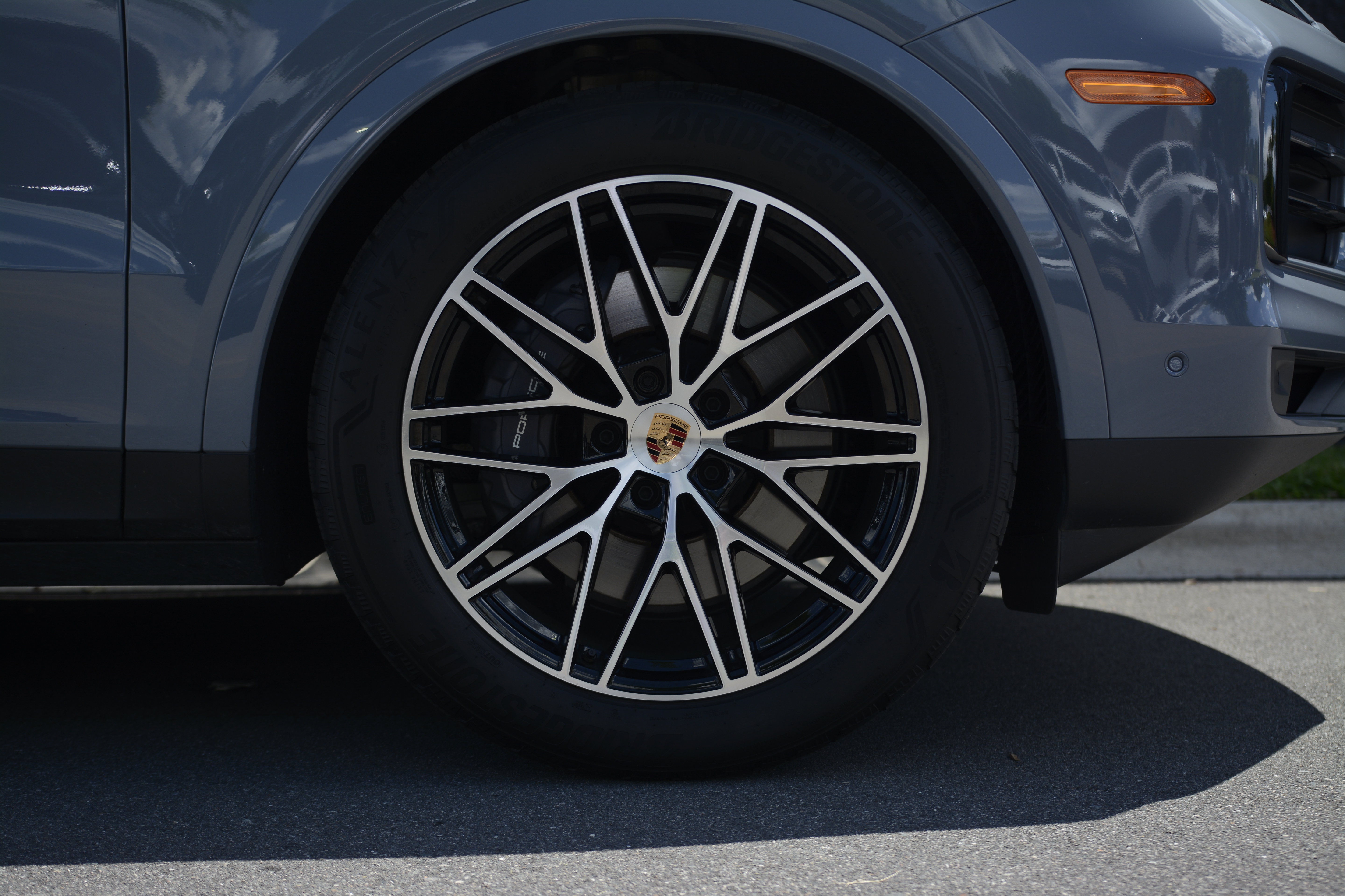 Certified 2026 Porsche Cayenne Coupe AWD/4WD image 41