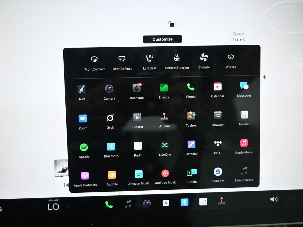 Used 2023 Tesla Model 3 Standard Range RWD image 10