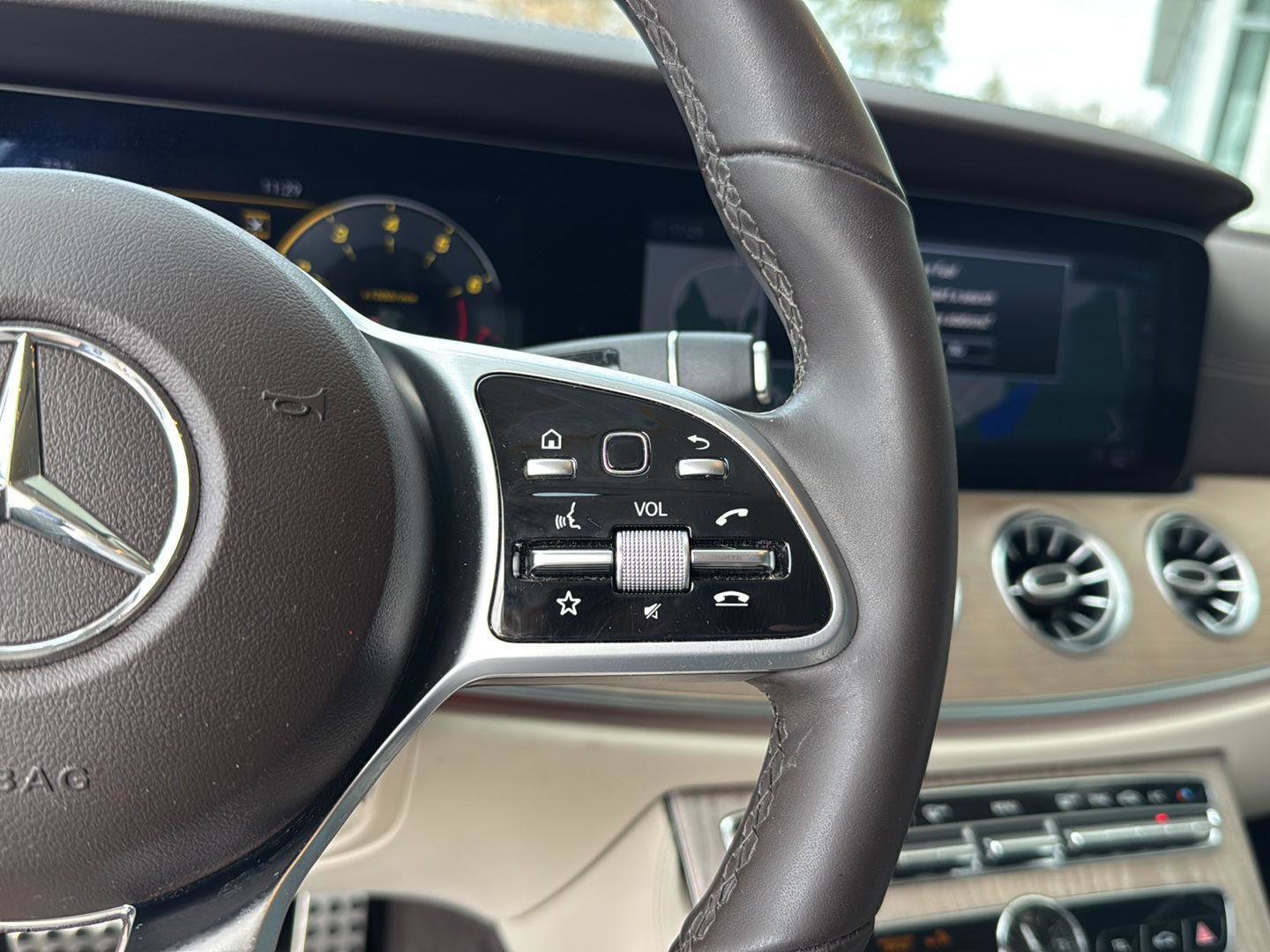 Used 2020 Mercedes-Benz E 450 4MATIC Cabriolet image 15