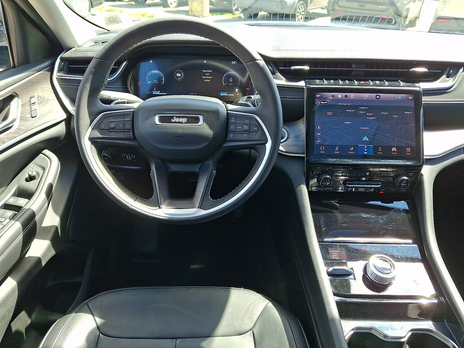 Used 2023 Jeep Grand Cherokee L Limited image 12