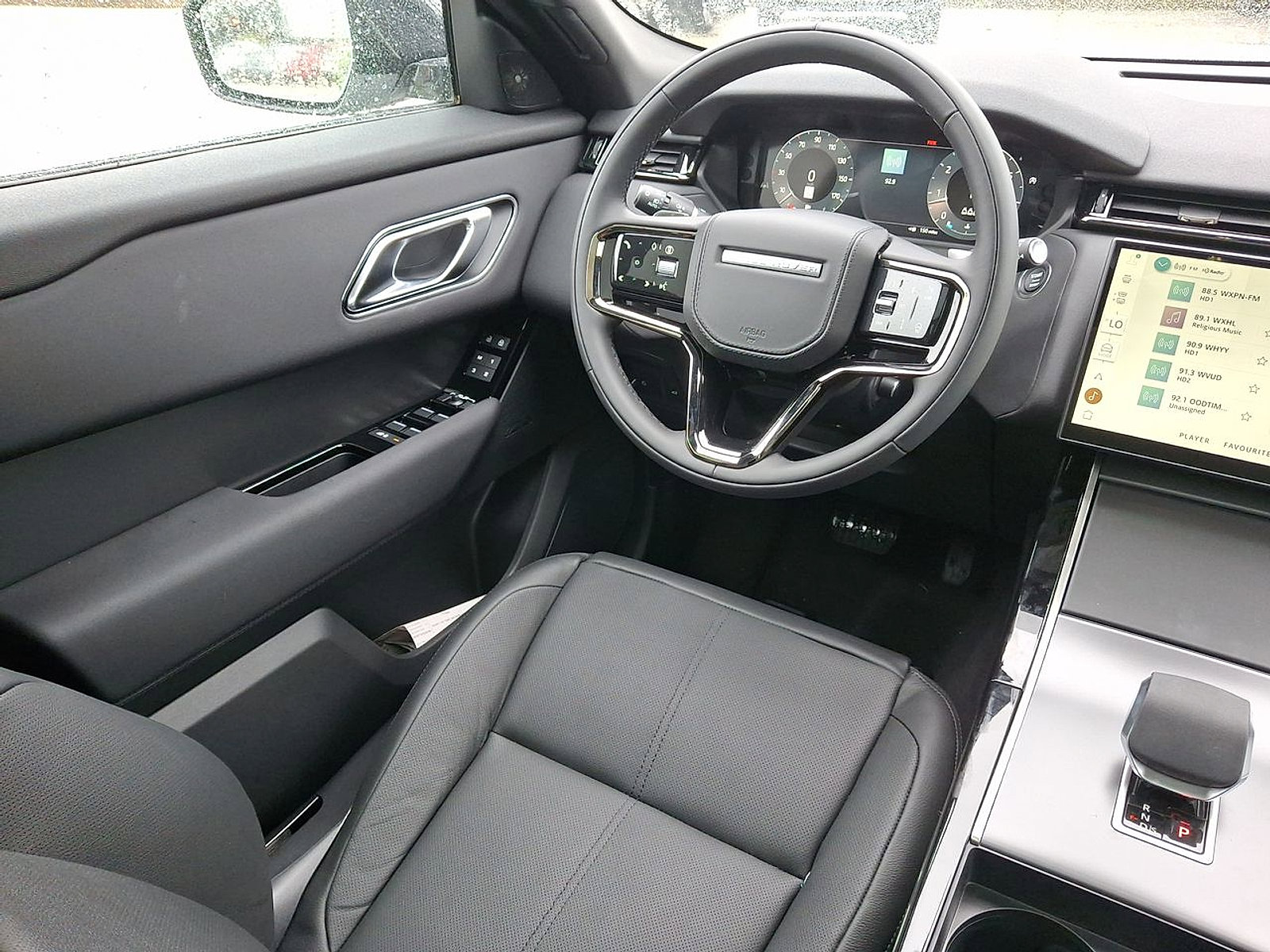 New 2026 Land Rover Range Rover Velar S image 15