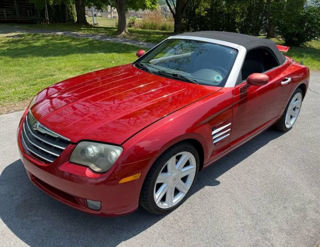 Used 2005 Chrysler Crossfire Limited RWD image 9