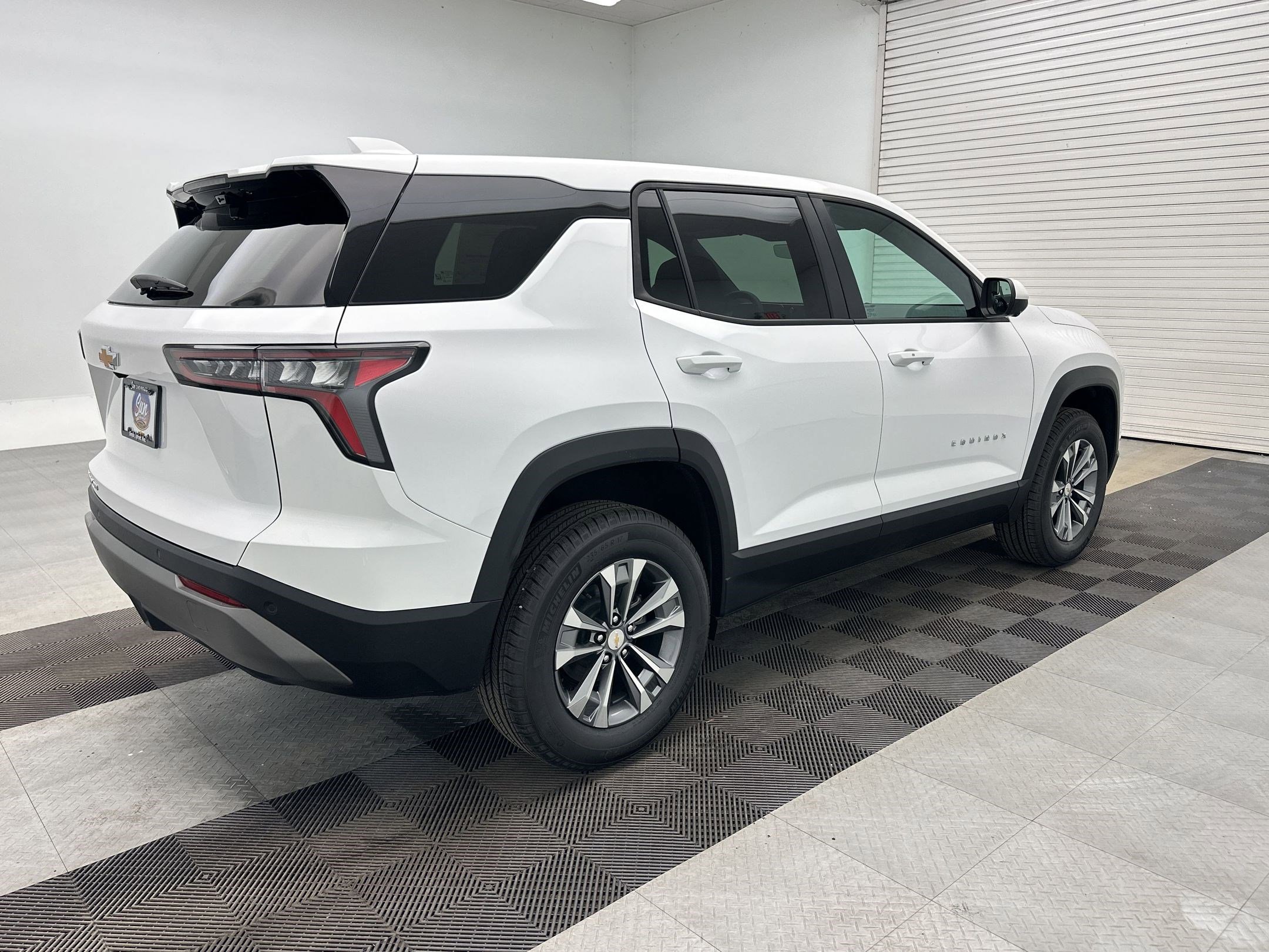 New 2026 Chevrolet Equinox LT image 9