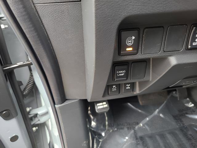 New 2026 Nissan Frontier PRO-4X w/ Pro-4x Convenience Package image 10