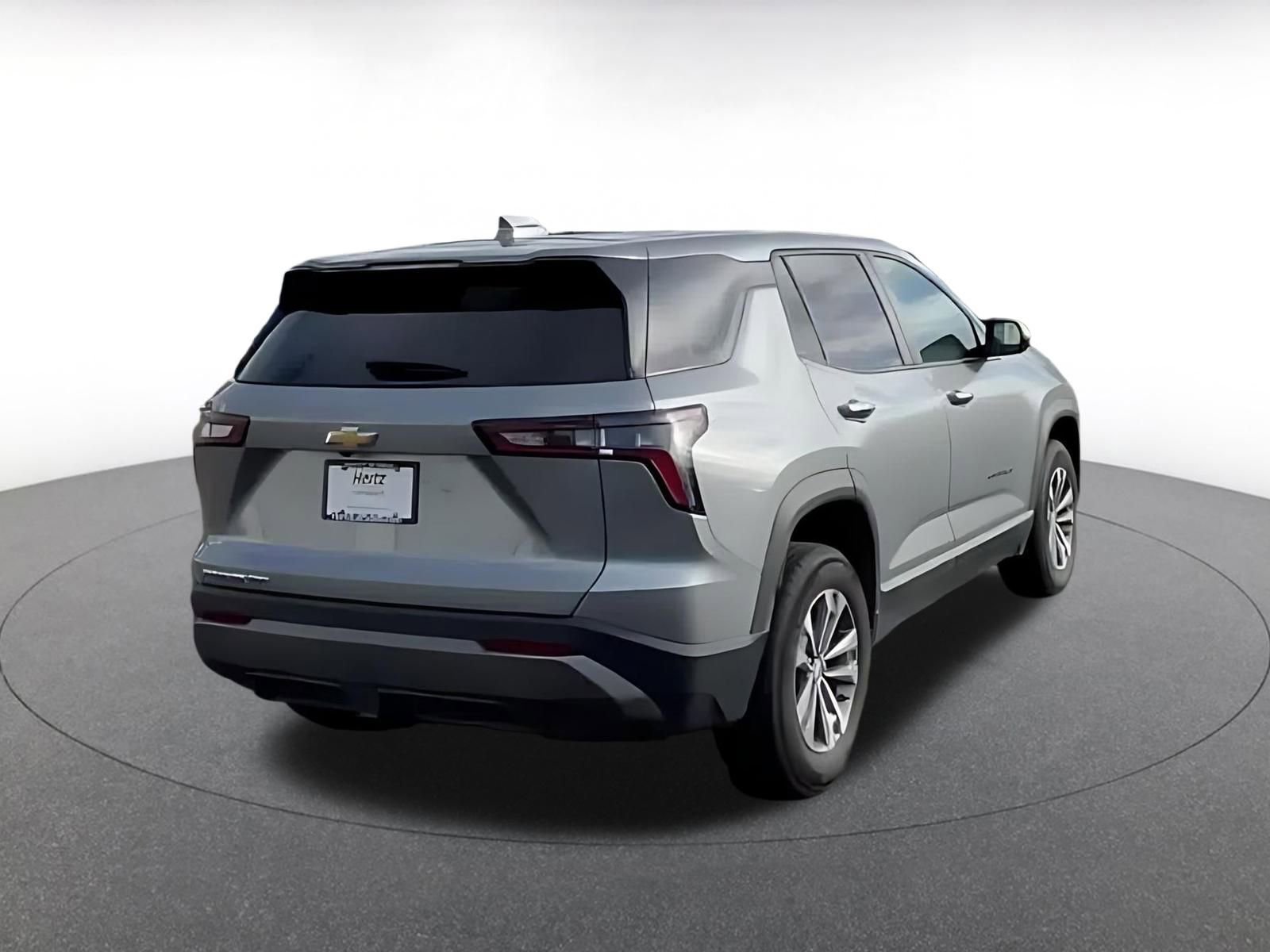 Used 2025 Chevrolet Equinox LT image 14