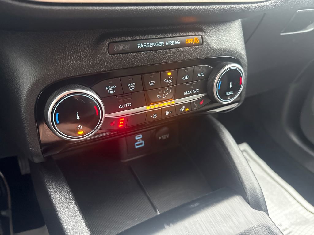 Used 2022 Ford Escape SE w/ Convenience Package image 34
