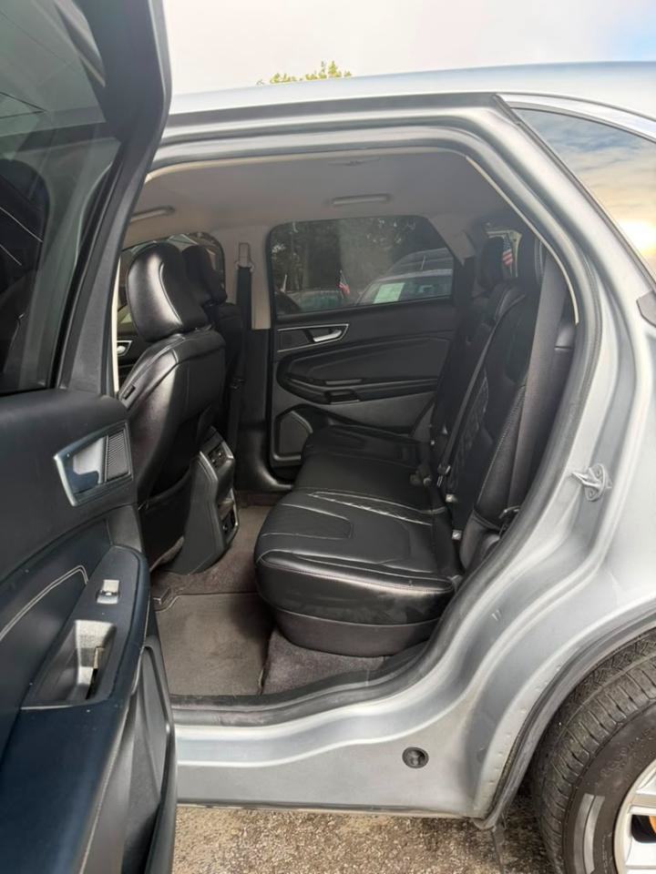 Used 2023 Ford Edge Titanium AWD/4WD image 30
