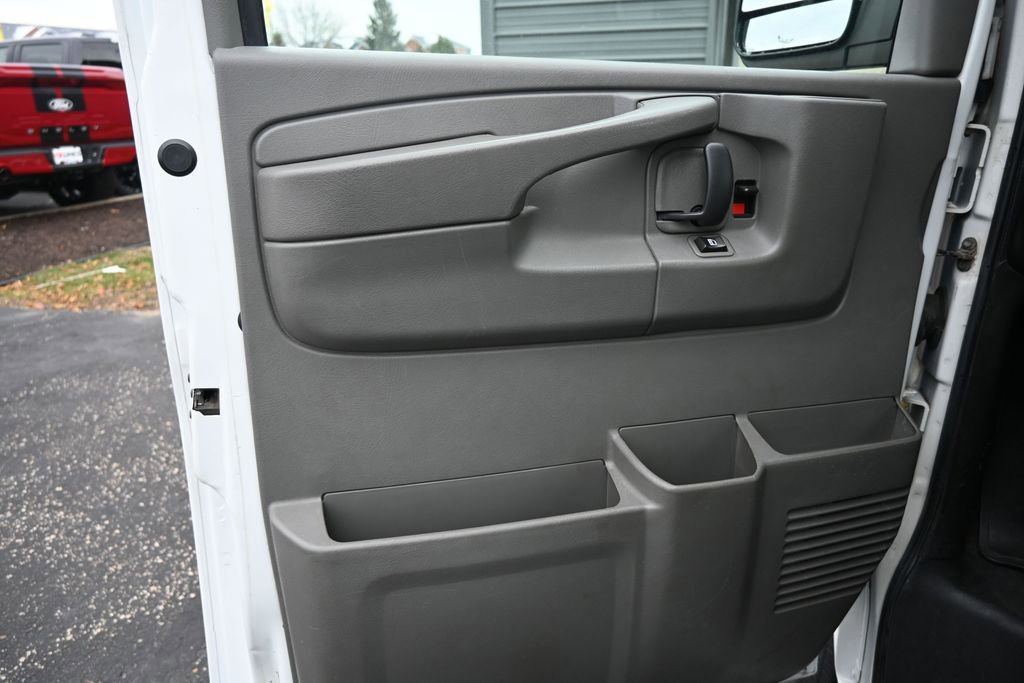 Used 2011 Chevrolet Express 3500 LT w/ LT Preferred Equipment Group RWD image 16