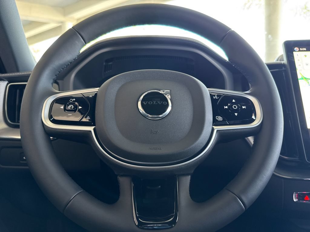 New 2026 Volvo XC60 T8 Ultra w/ Climate Package AWD/4WD image 23