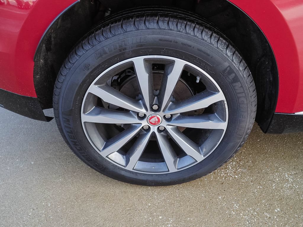 Used 2021 Jaguar F-PACE S AWD/4WD image 34