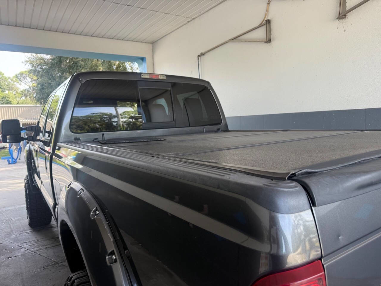 Used 2016 Ford F250 Lariat w/ Lariat Ultimate Package image 28