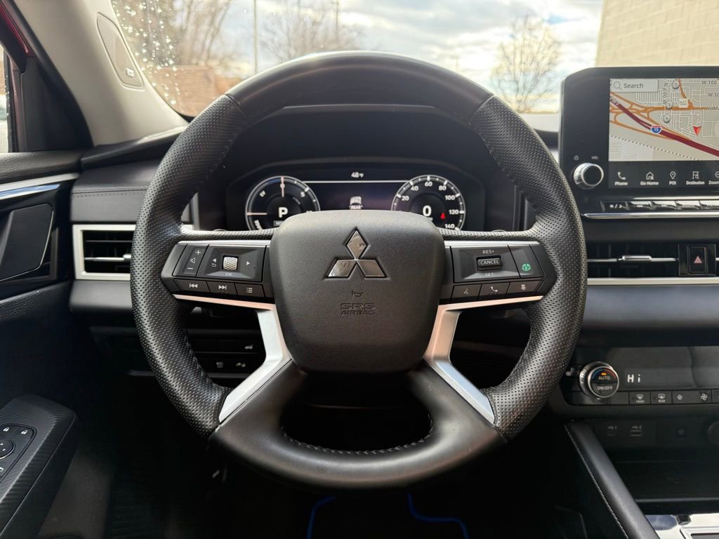 Used 2024 Mitsubishi Outlander SE image 8