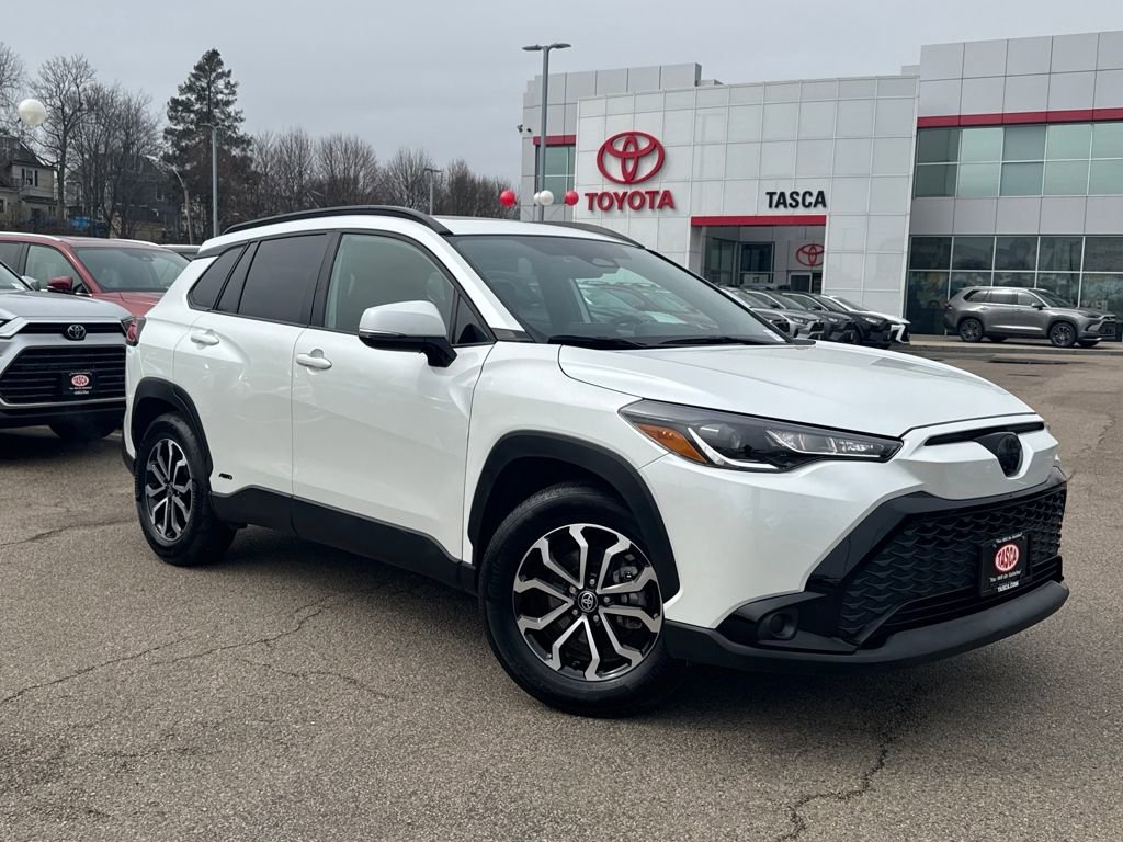 Used 2024 Toyota Corolla Cross SE w/ Moonroof Package image 1