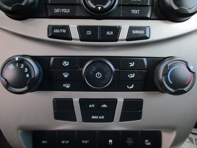 Used 2009 Ford Focus SES image 24