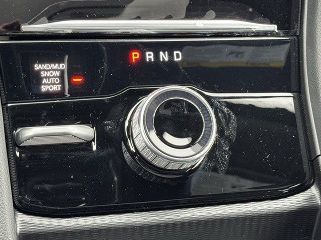 New 2025 Jeep Grand Cherokee L Limited image 24