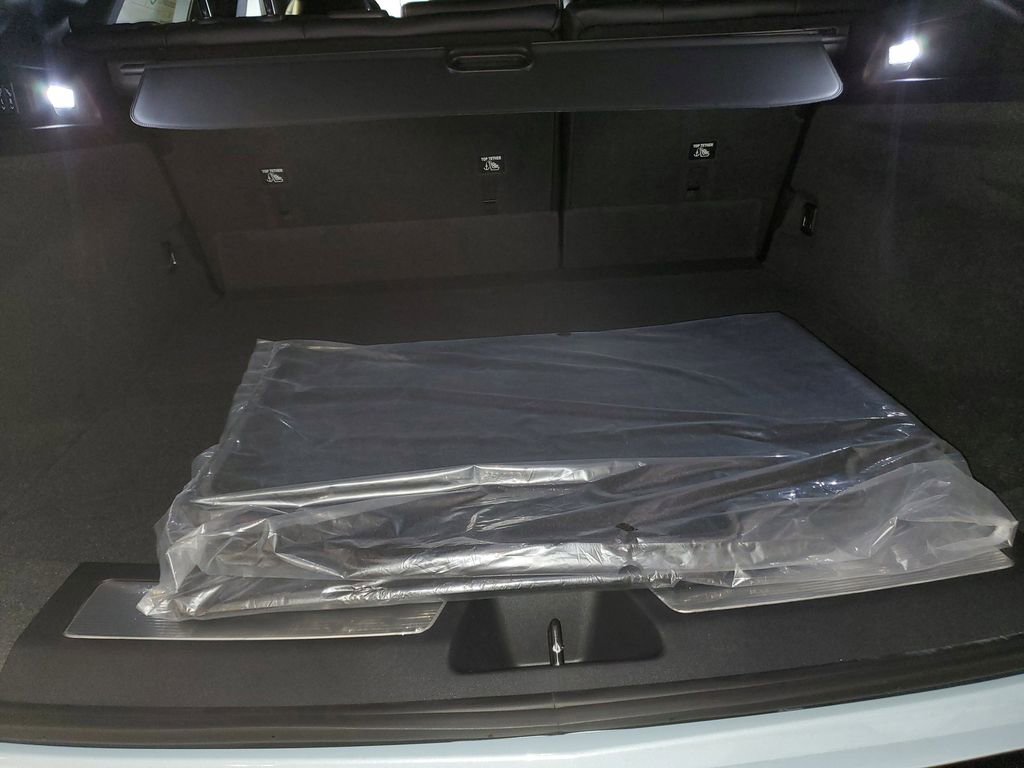 New 2026 Cadillac Lyriq V AWD/4WD image 13