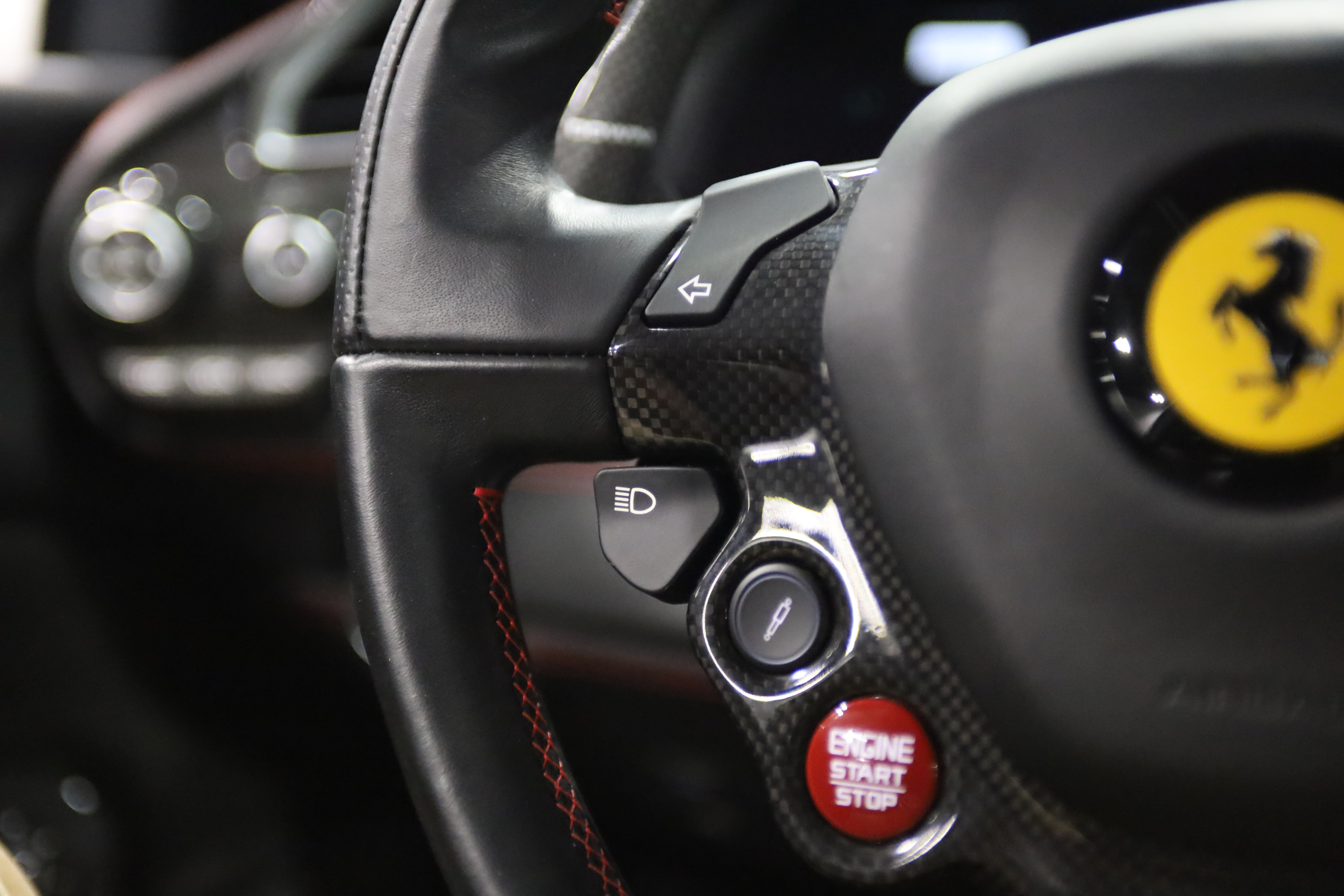 Used 2016 Ferrari 488 GTB RWD image 26
