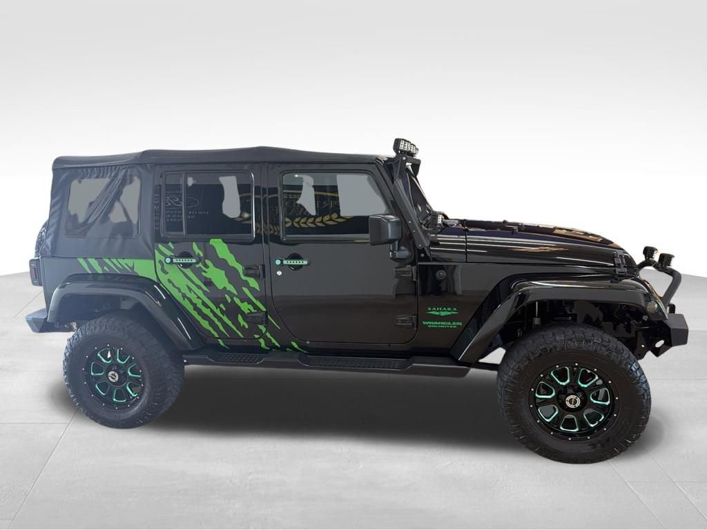 Used 2016 Jeep Wrangler Unlimited Sahara w/ Connectivity Group image 6