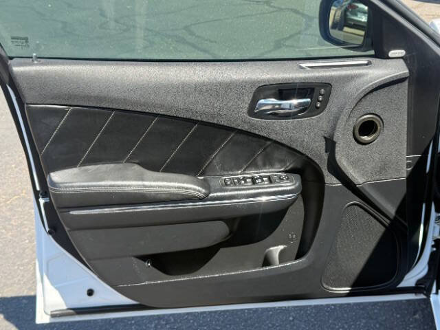 Used 2013 Dodge Charger R/T RWD image 9