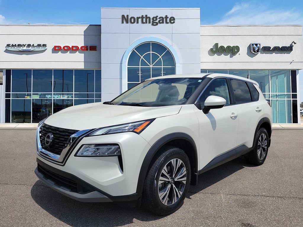 Used 2023 Nissan Rogue SV AWD/4WD image 2