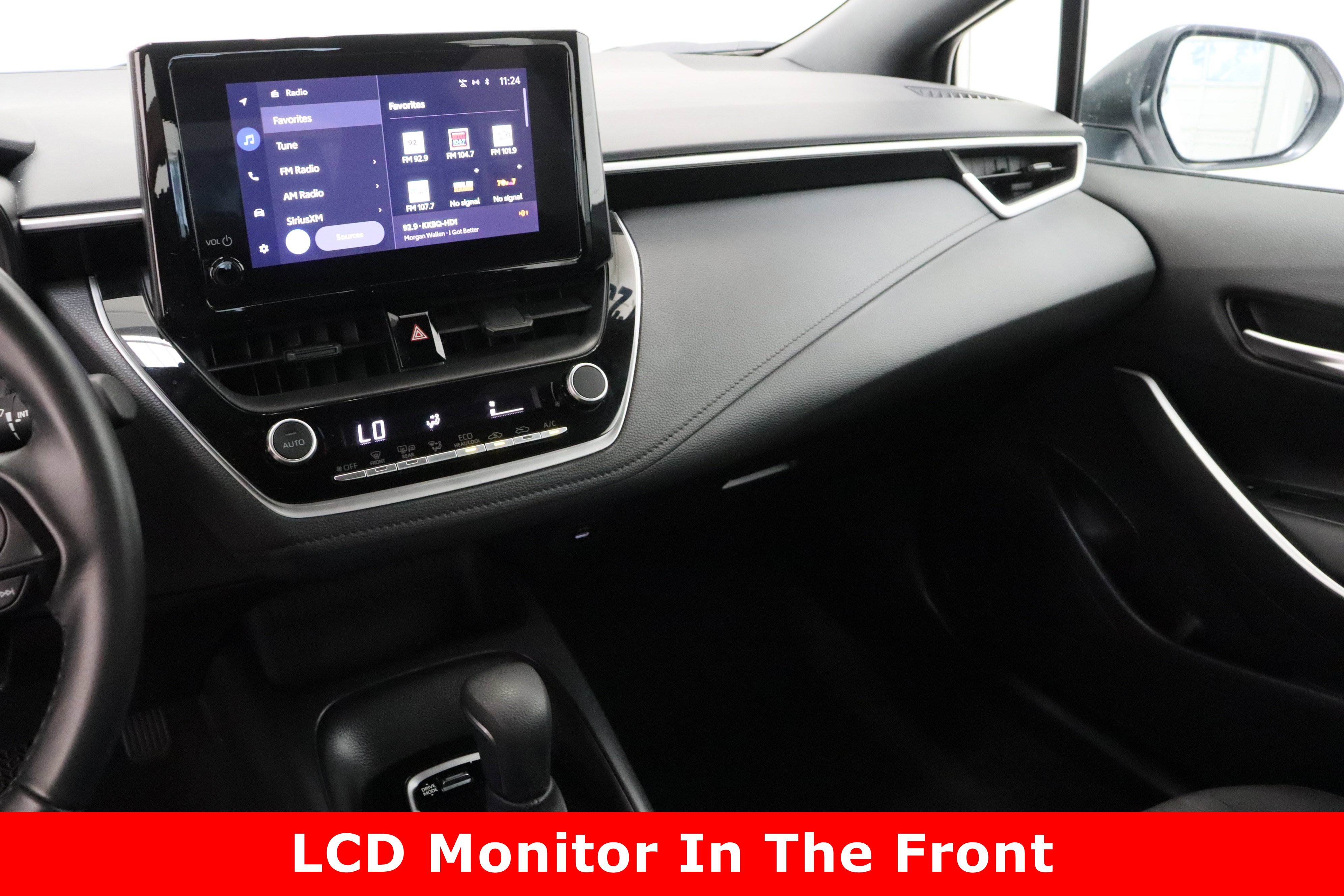 Certified 2025 Toyota Corolla SE image 15