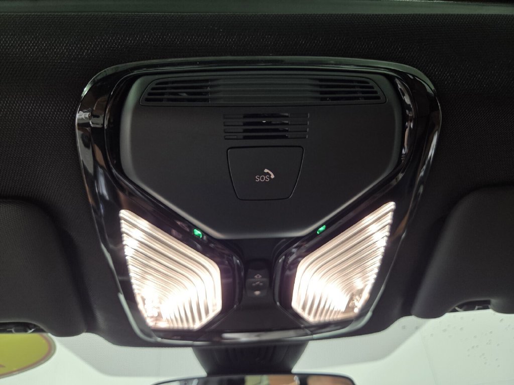 Used 2023 BMW i4 eDrive40 w/ M Sport Package RWD image 13