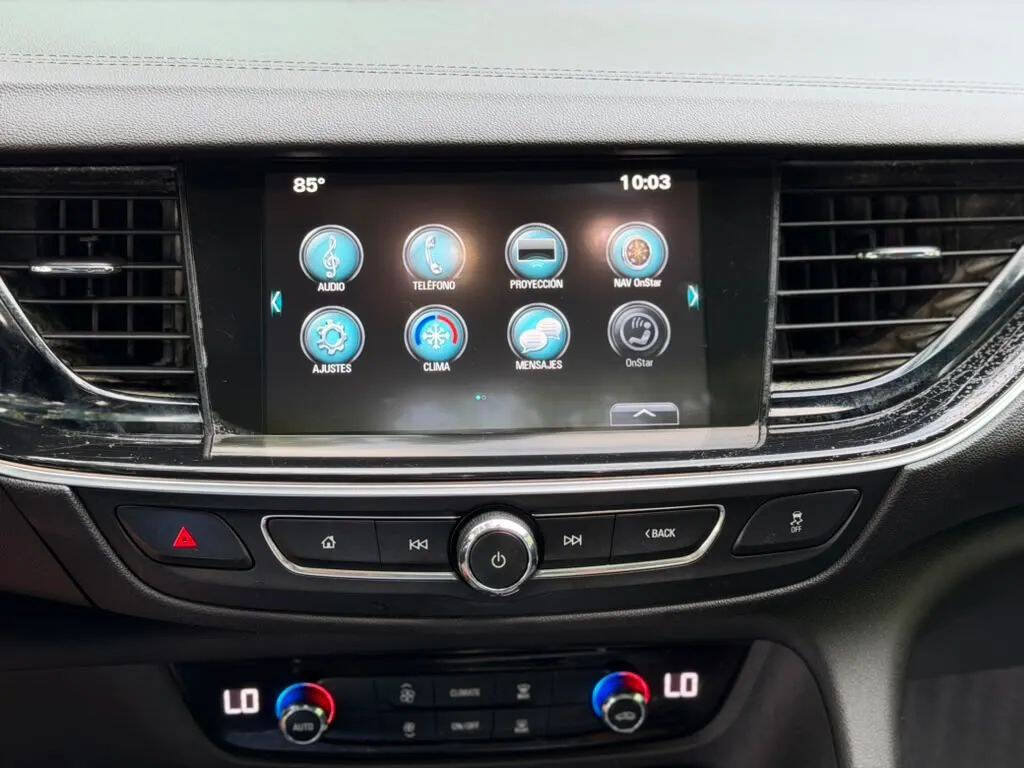 Used 2018 Buick Regal Preferred FWD image 15