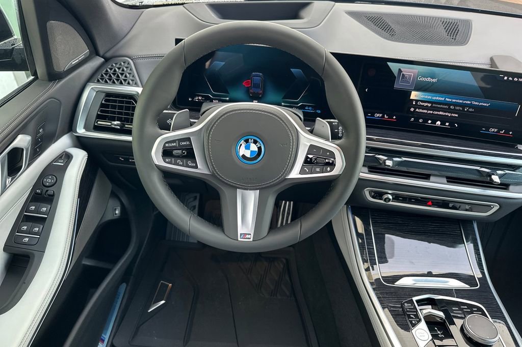 New 2026 BMW X5 xDrive50e w/ M Sport Package AWD/4WD image 15