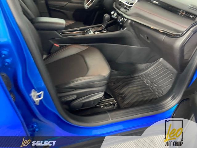 Used 2025 Jeep Compass Trailhawk image 14