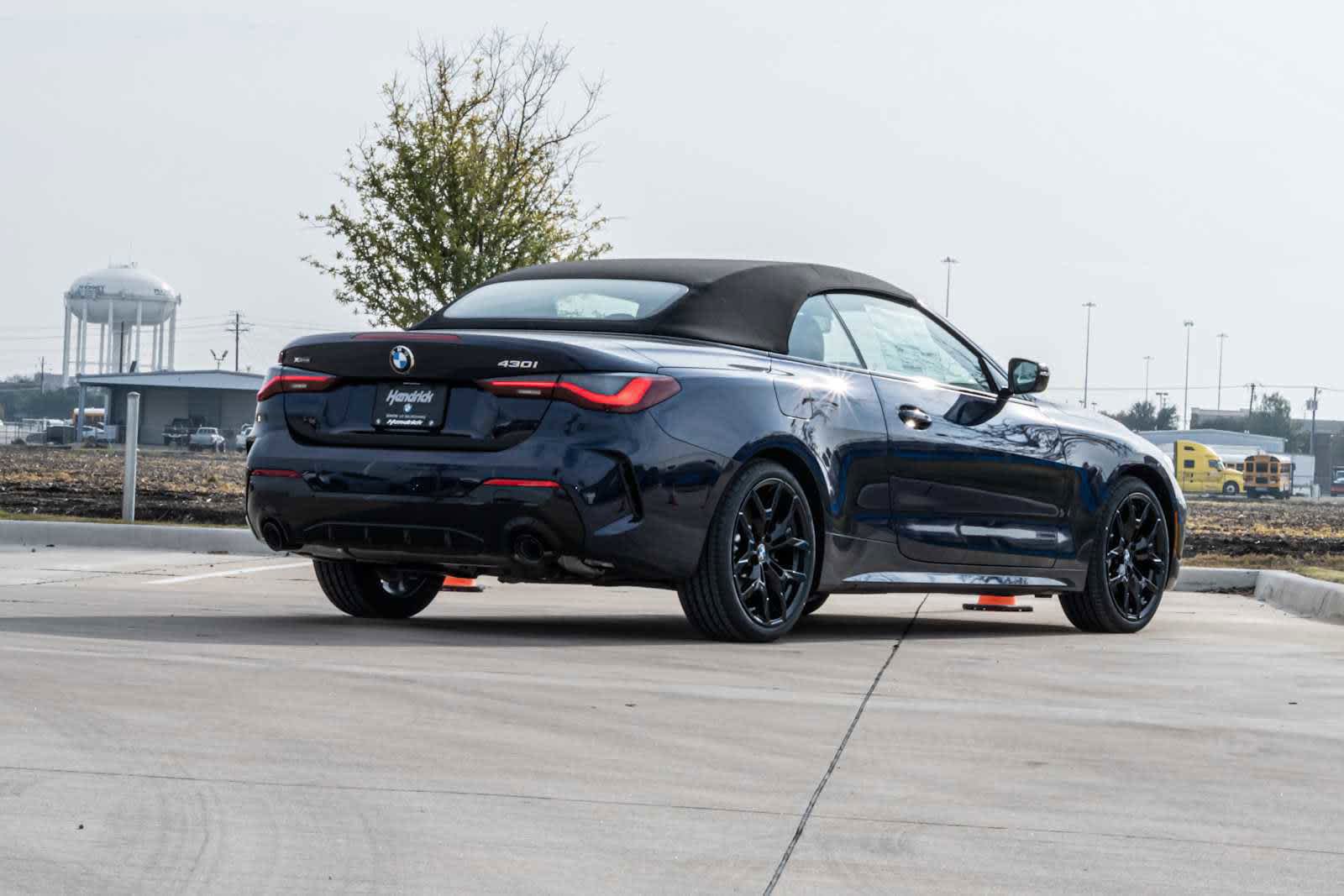 Used 2026 BMW 430i xDrive Convertible w/ M Sport Package AWD/4WD image 5