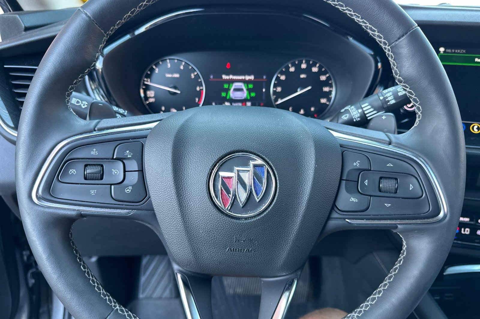 Used 2022 Buick Envision Preferred image 34