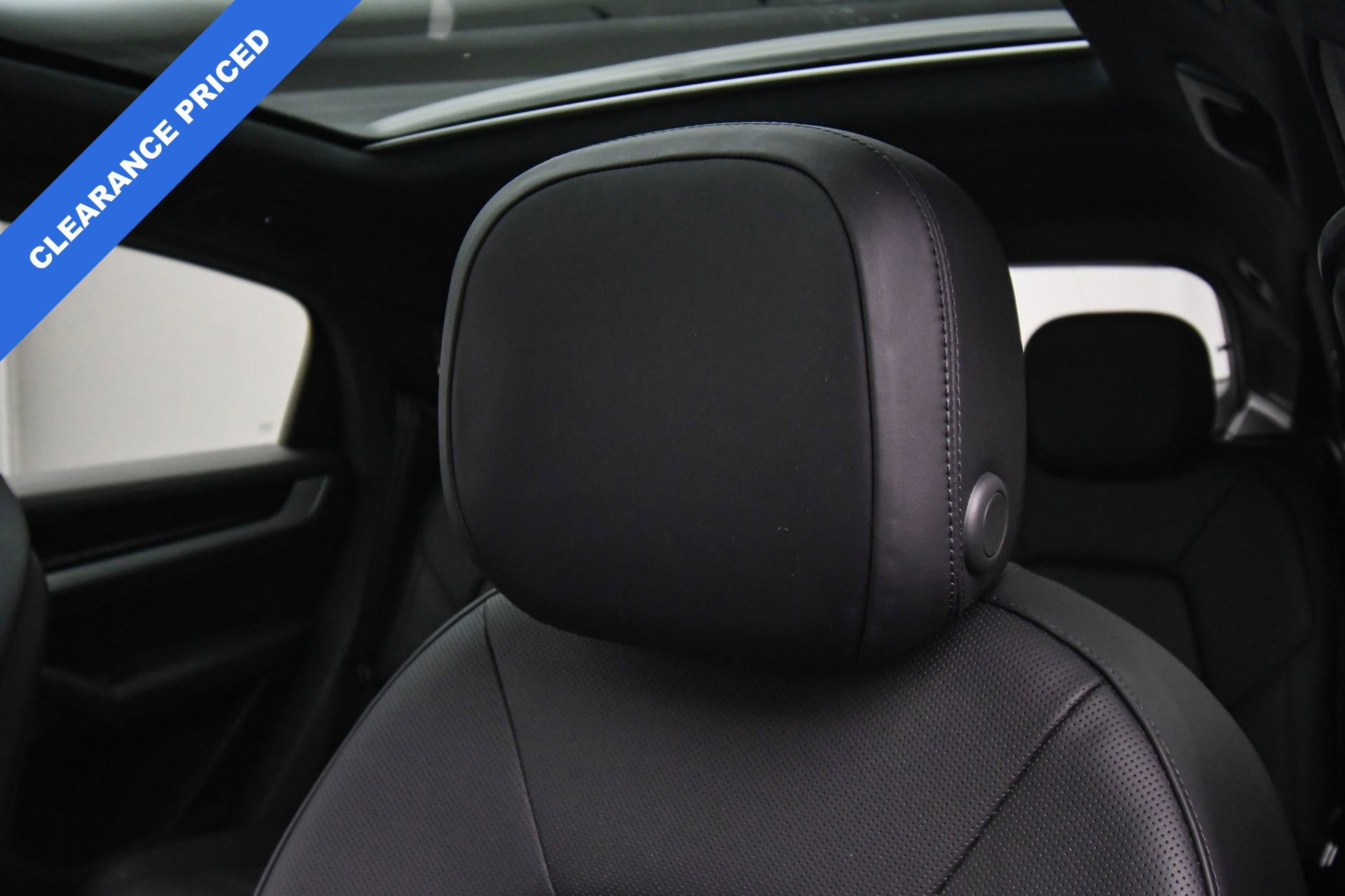 Used 2024 Porsche Cayenne Coupe image 51