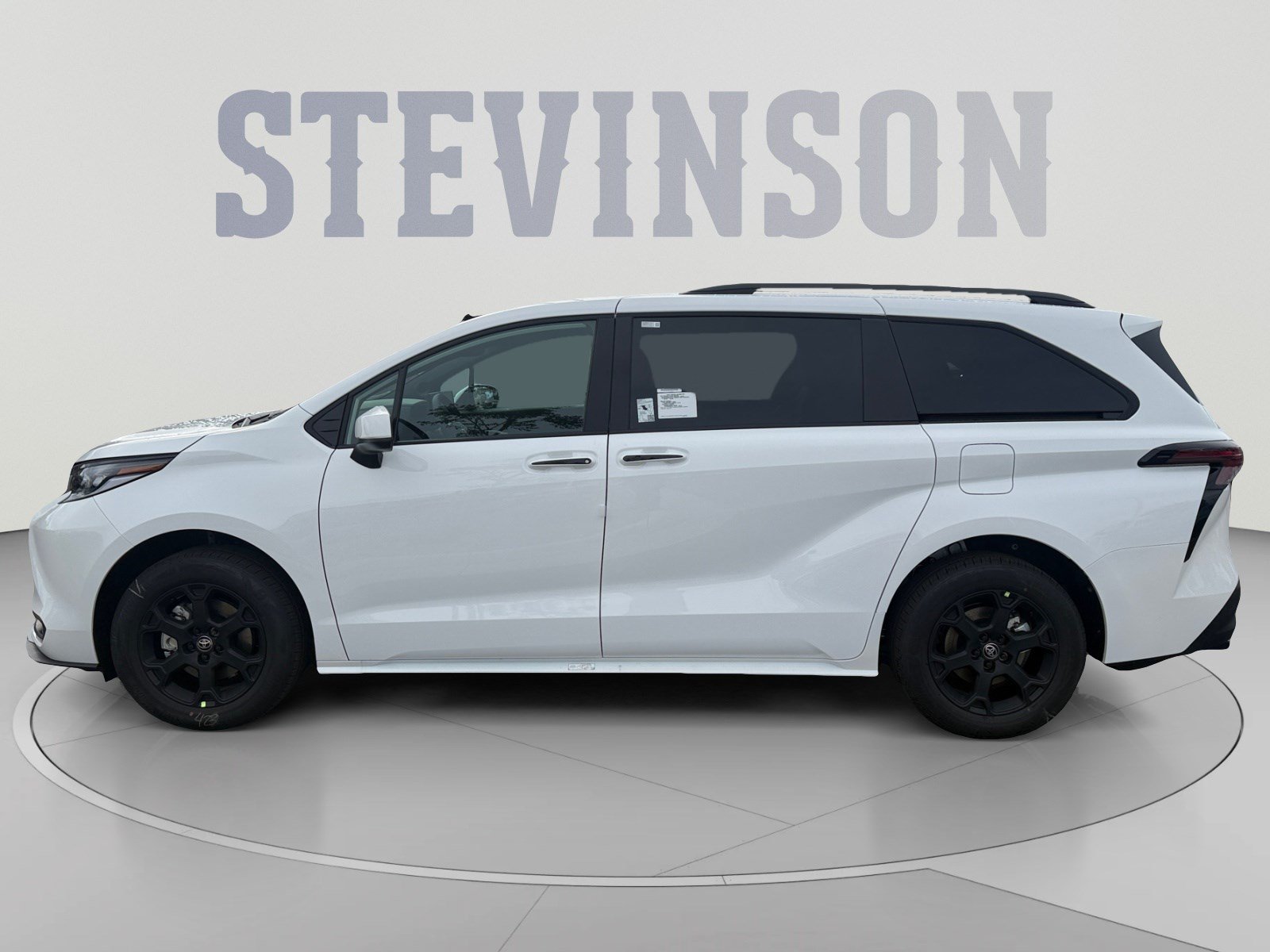 New 2026 Toyota Sienna XLE Woodland Edition AWD/4WD image 2