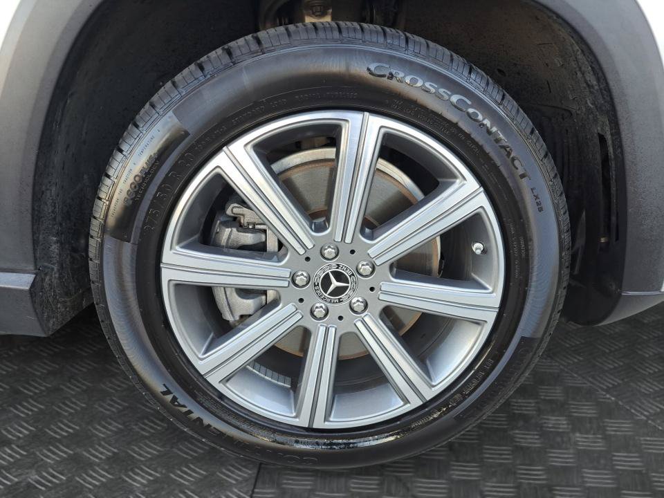 Used 2020 Mercedes-Benz GLS 450 4MATIC image 16