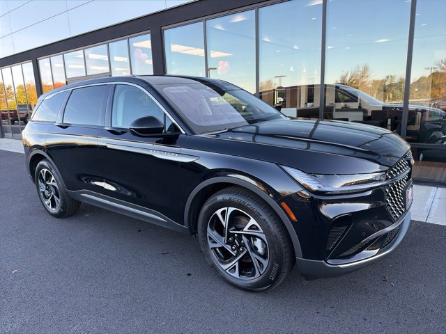 New 2025 Lincoln Nautilus Premier