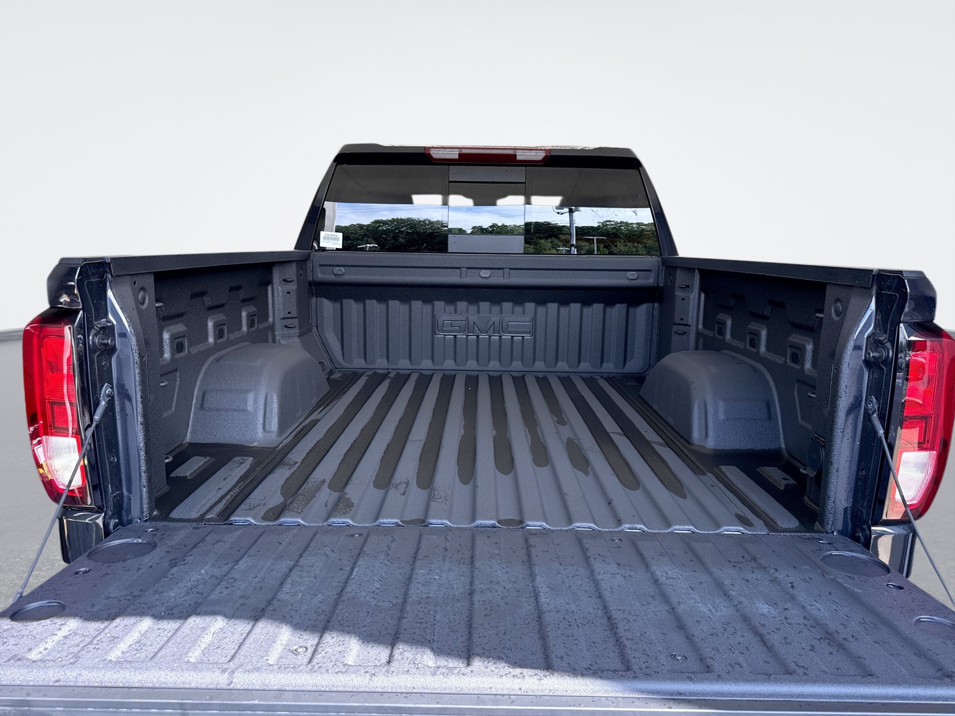 Used 2026 GMC Sierra 1500 Elevation w/ Elevation Premium Package AWD/4WD image 24