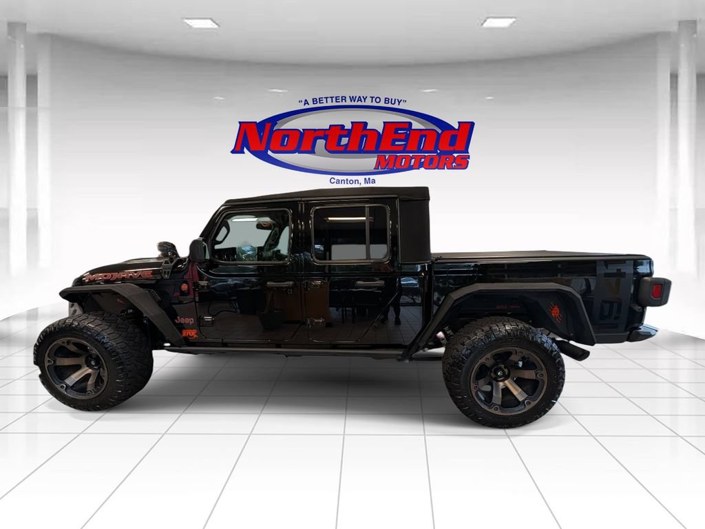 Used 2023 Jeep Gladiator Mojave AWD/4WD image 4