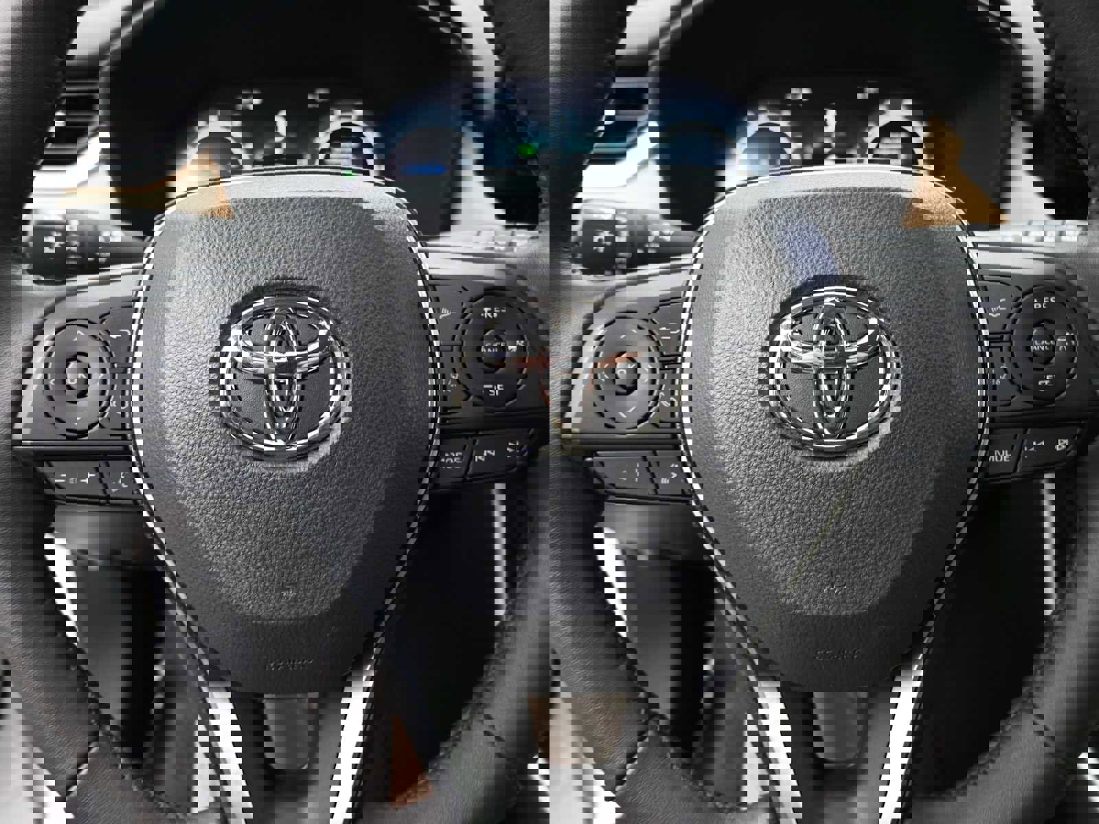 Used 2023 Toyota RAV4 Limited image 6