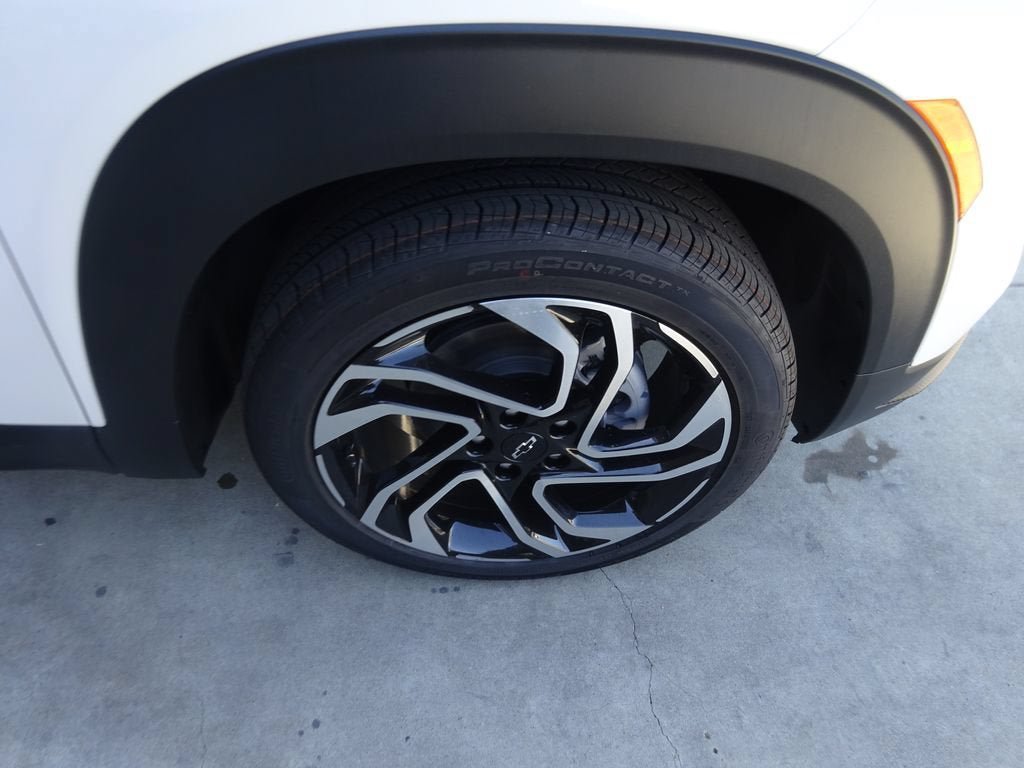 New 2026 Chevrolet TrailBlazer RS w/ Convenience Package FWD image 9